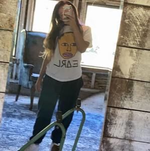 Meet your Posher, Ashlee